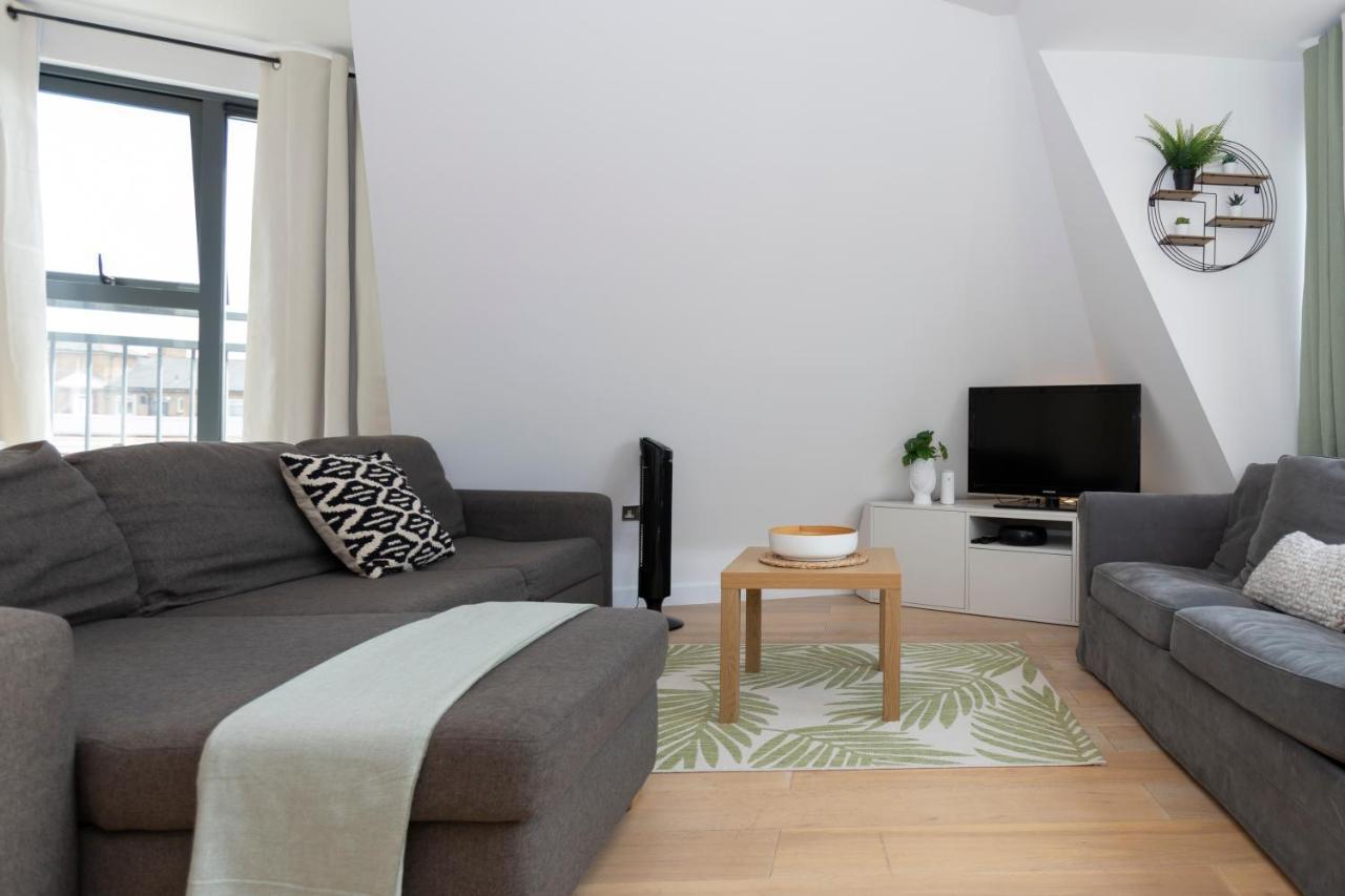 Stunning 3 Bedroom Penthouse With Terrace And Lift London Exterior photo