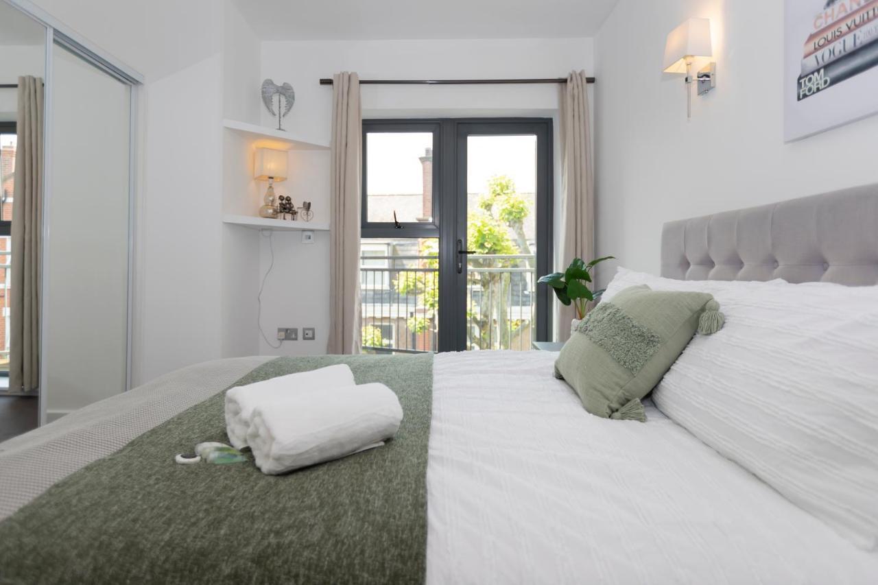 Stunning 3 Bedroom Penthouse With Terrace And Lift London Exterior photo