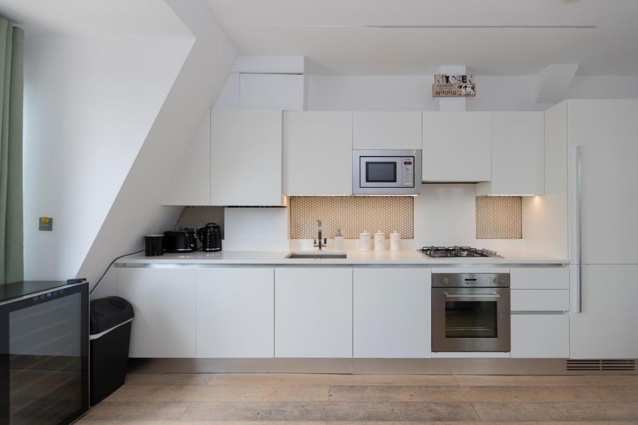 Stunning 3 Bedroom Penthouse With Terrace And Lift London Exterior photo